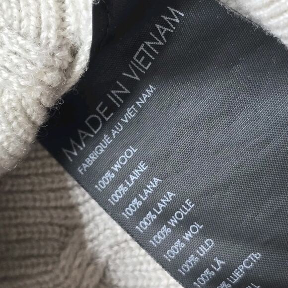 Club Monaco 100% Wool Cream Beige Khaki Crew Neck Cable Knit Sweater Size Medium - Picture 11 of 13